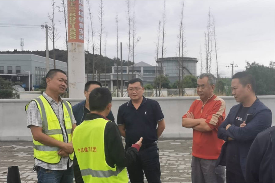 集團(tuán)公司總工程師陳劍一行督導(dǎo)國省干線1.png 5ce32ebcde06511a3b18f1a26eed1d16.png