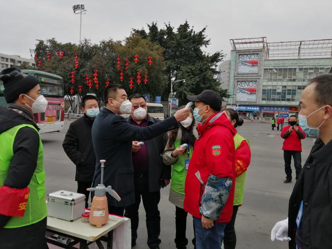 疫情防控高標準 復工復產(chǎn)再行動6.jpg a19eeed37e42498e84c1b80e700082b5.jpg