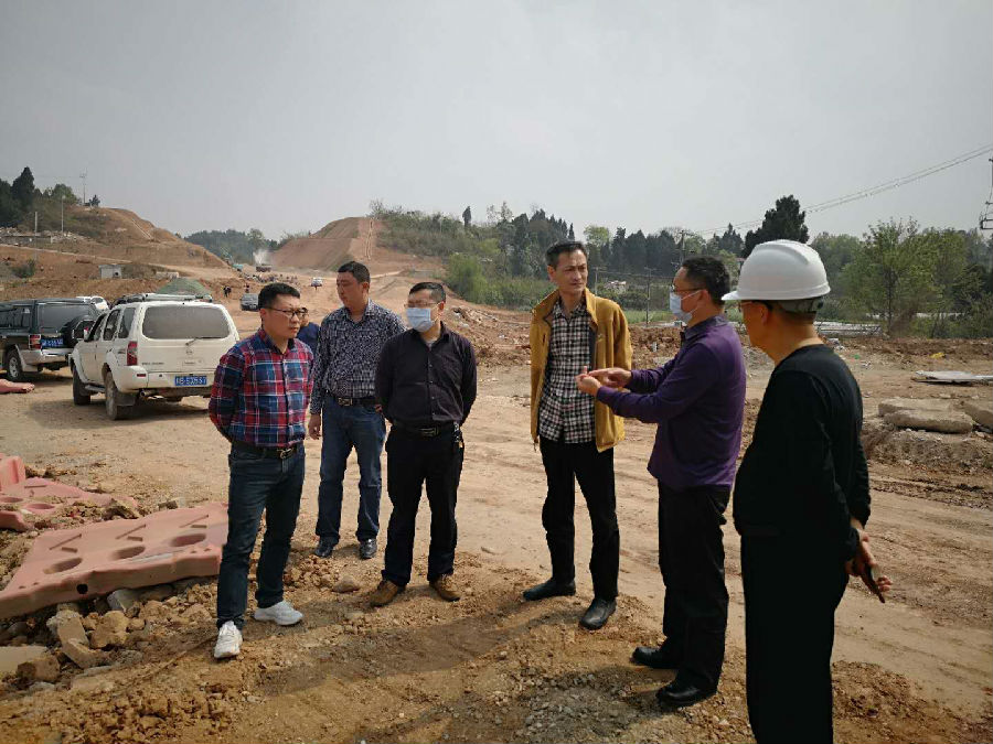 集團(tuán)公司領(lǐng)導(dǎo)檢查督導(dǎo)省道205線(xiàn)綿陽(yáng)繞城改線(xiàn)工程(游仙區(qū)段)建設(shè)情況.jpg bfb810b5dfa54591aa8bb563ff5d0587.jpg